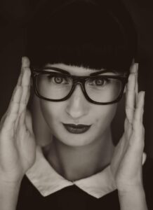 つむじはげを女性が隠す髪型にはどんなスタイルがある？