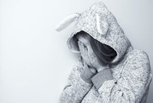 つむじハゲを目立たない髪型でカバーする方法は？